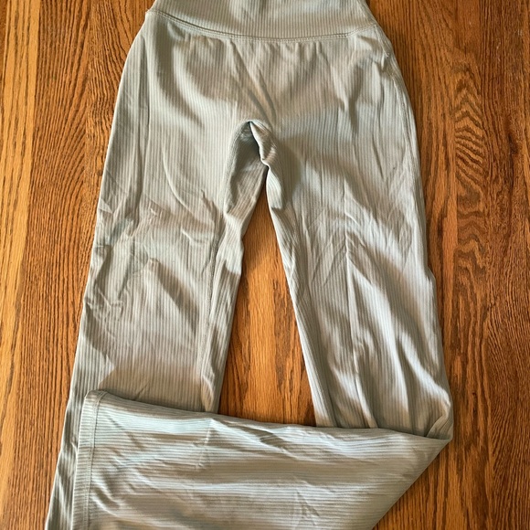 YoungLA Pants - YoungLA Ribbed FlareLeggings